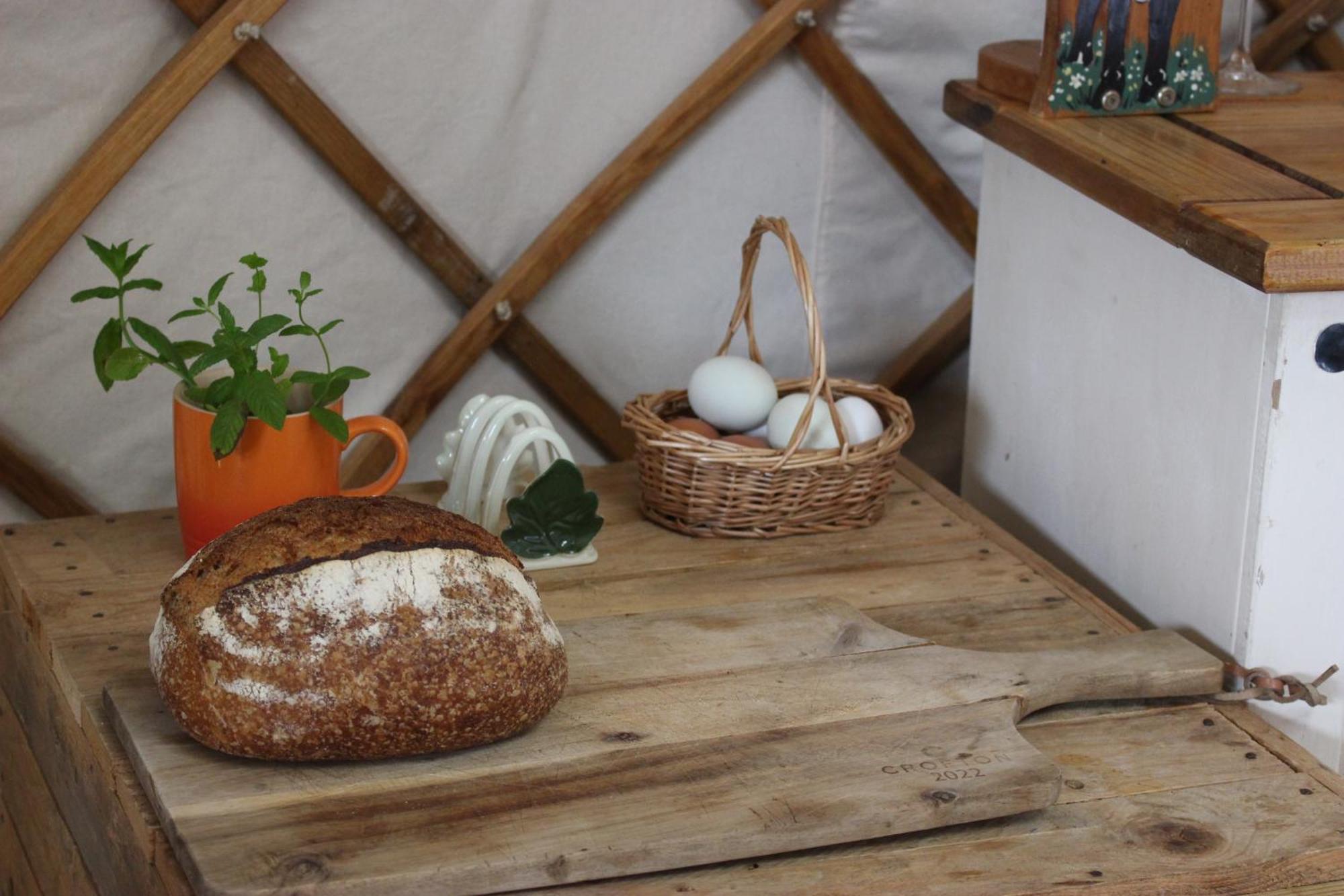The Yurt At Worcesters Farm Canterbury Exterior foto
